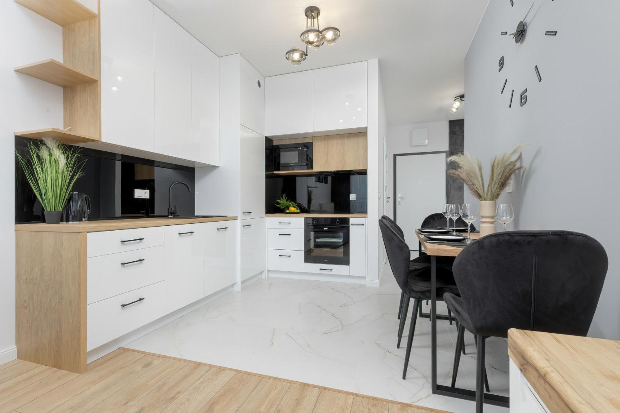 Warsaw Kotsisa Apartments With Parking By Noclegi Renters ภายนอก รูปภาพ
